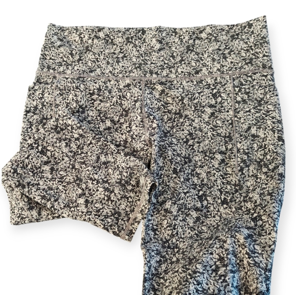 Athleta Black & White Marled High-Rise Leggings - Picture 8 of 11